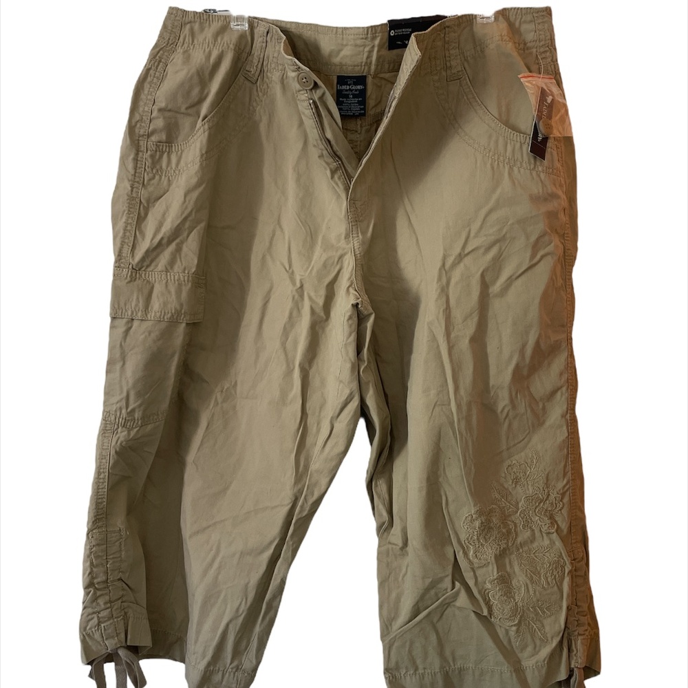 Faded Glory - NWT khaki capris